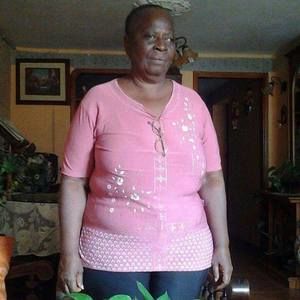 Meet your Posher, Maria josefa